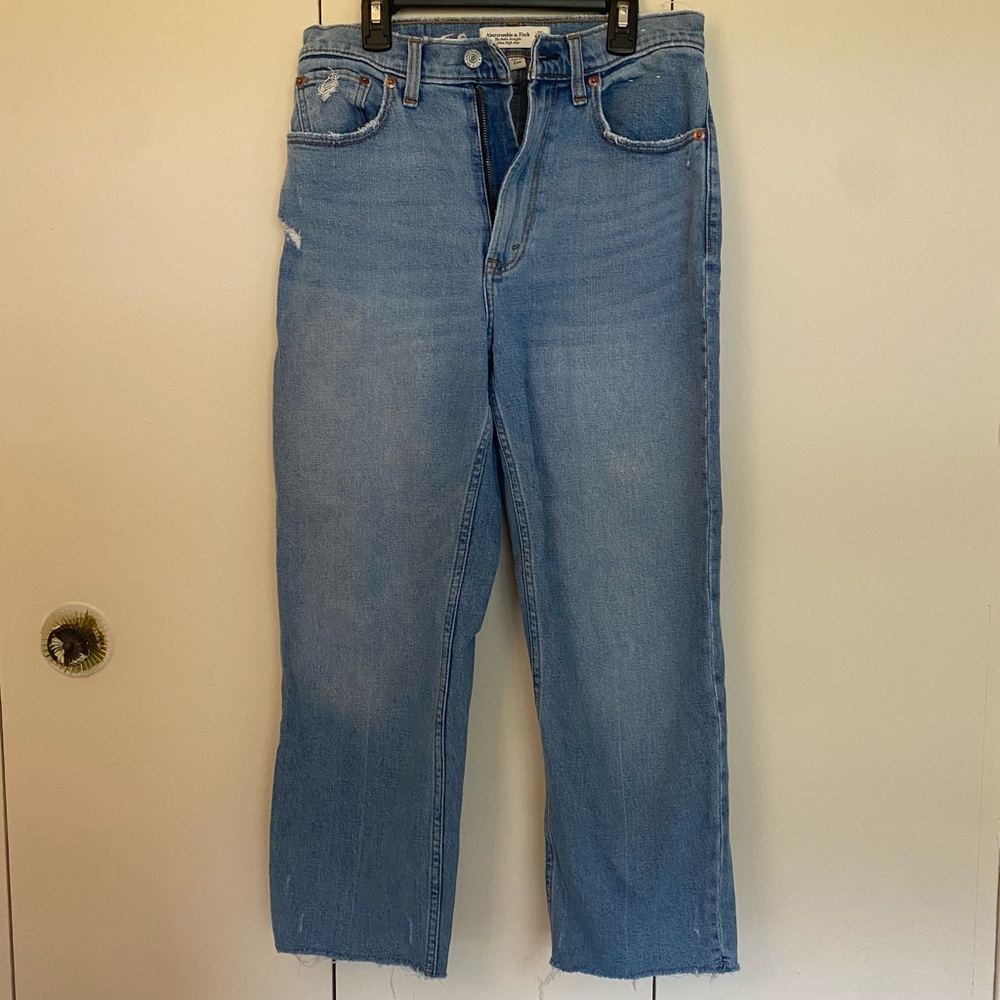 A&F Curve Love Ultra High Rise Ankle Straight Jeans